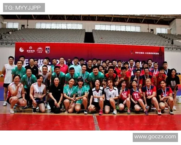 赛后分析:深圳排球队与武汉排球队技术对比及比赛亮点解析 赛后分析:深圳排球队与武汉排球队技术对比及比赛亮点解析