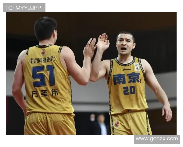 赛后分析:北京篮球队与南京篮球队的技术对抗与战术解析 赛后分析:北京篮球队与南京篮球队的技术对抗与战术解析