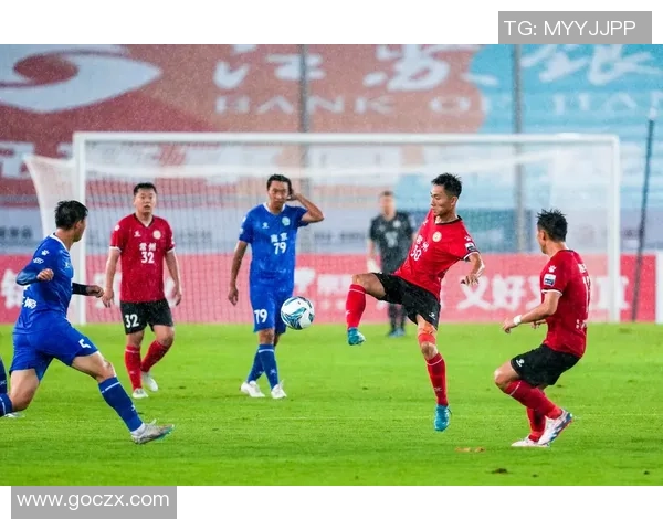 重庆足球队与深圳足球队赛后分析意识碰撞的深度探讨