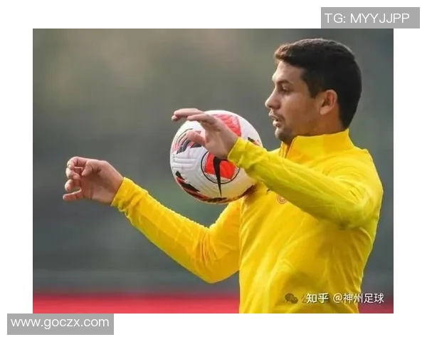 木偶足球明星盘点：那些在绿茵场上闪耀的木偶角色与他们的传奇故事