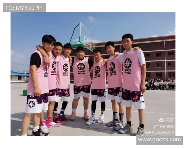 足球明星西装合照展现魅力与风采的精彩瞬间 足球明星西装合照展现魅力与风采的精彩瞬间