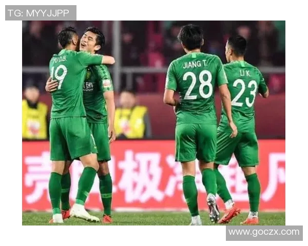 重庆篮球队强势领跑联赛积分榜以77分稳居第一位